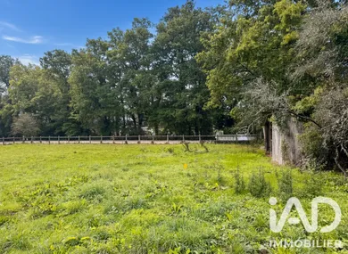 Terrain à bâtir à La Chapelle-sur-Erdre (44240)