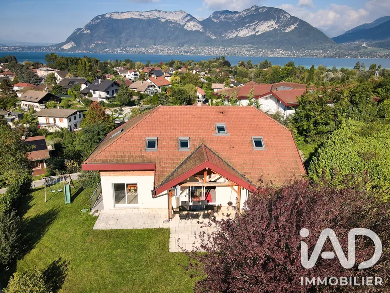Maison 8 pièces 223 m² · à Sevrier · 223 m² · 900 000 €