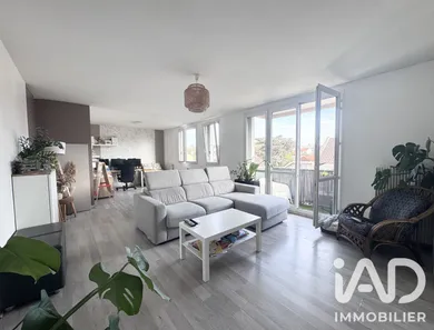 Apartment in Drancy (93700)