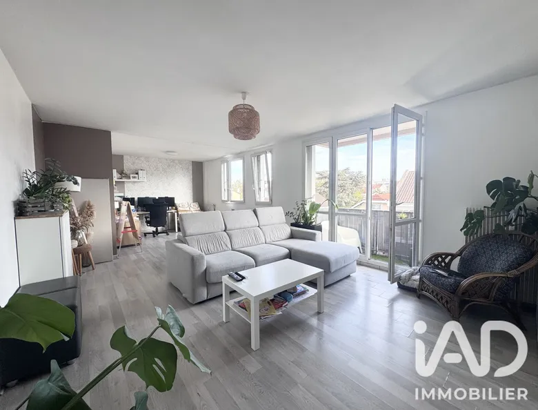Appartement 4 pièces 76 m² · à Drancy · 76 m² · 219 000 €