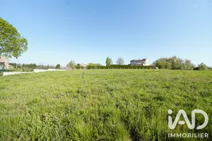 Land in Étables (07300)