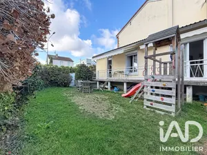House in Le Mesnil-le-Roi (78600)