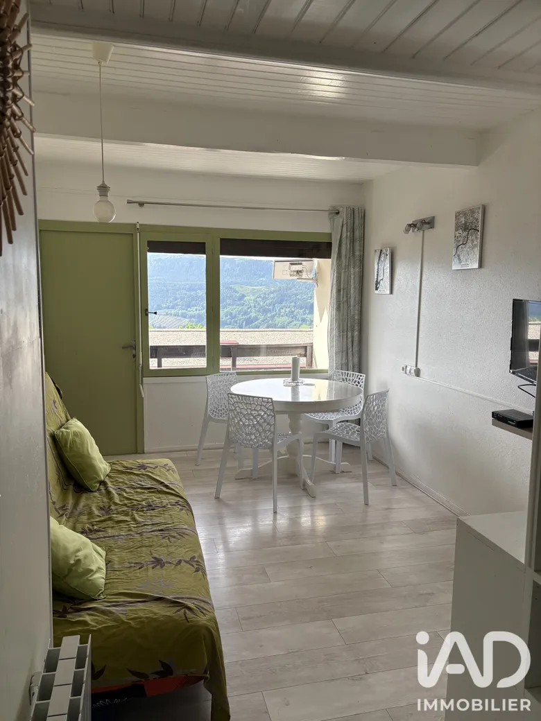 Appartement 2 pièces 40 m² · à Murat-le-Quaire · 40 m² · 69 000 €