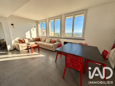Appartement à Avignon (84000)