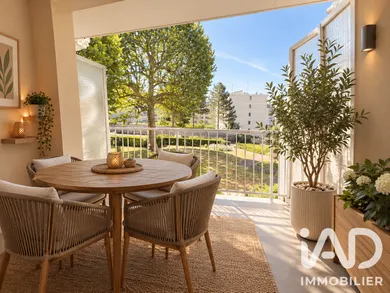 Appartement à Versailles (78000)