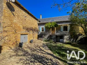 Park home in Roussennac (12220)