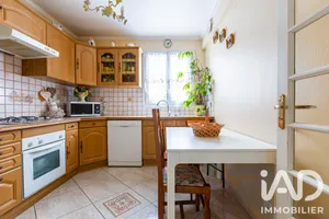 Maison à Villeneuve-le-Roi (94290)