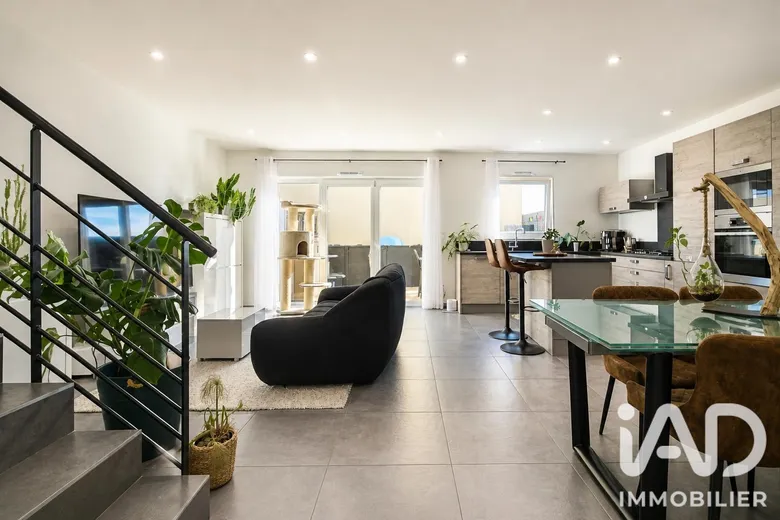 Maison 5 pièces 100 m² · à Uckange · 100 m² · 310 000 €
