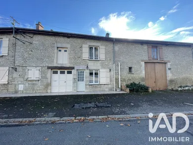Maison traditionnelle à Vecqueville (52300)