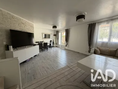 Maison traditionnelle à Le Blanc-Mesnil (93150)