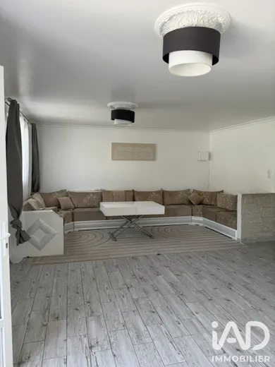 Maison traditionnelle à Le Blanc-Mesnil (93150)