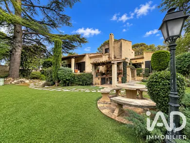 Architectural house in Nîmes (30000)