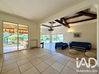 Maison traditionnelle à Pierrefeu-du-Var (83390)
