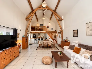 Maison de village à Condé-en-Brie (02330)