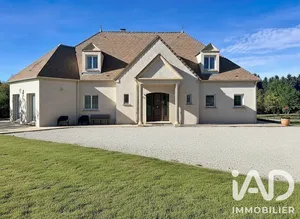 Mansion in Amilly (45200)