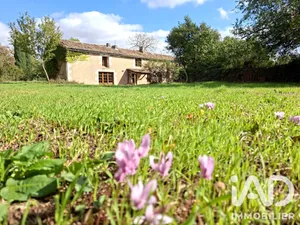Longère à Vouneuil-sous-Biard (86580)