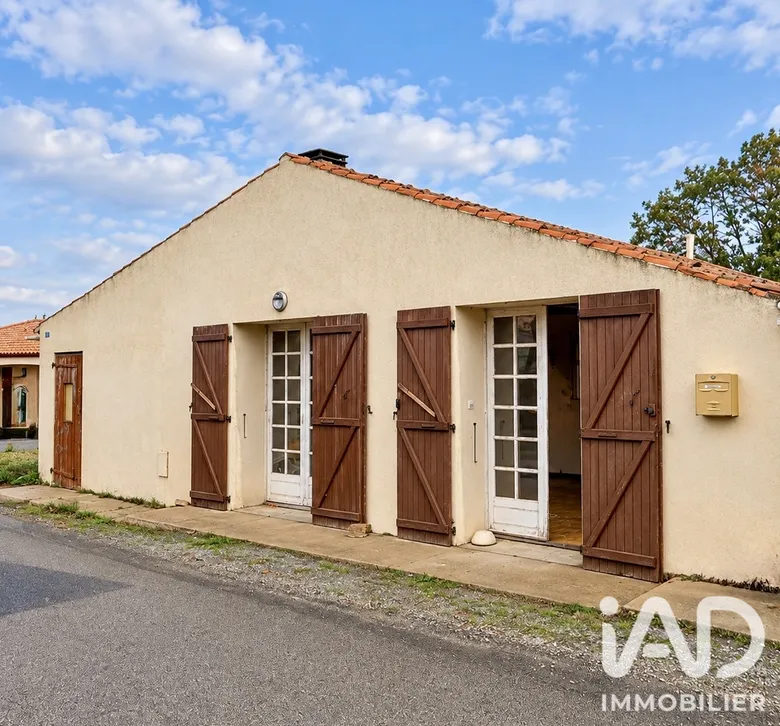 Maison 3 pièces 80 m² · à Saint-Avaugourd-des-Landes · 80 m² · 76 000 €