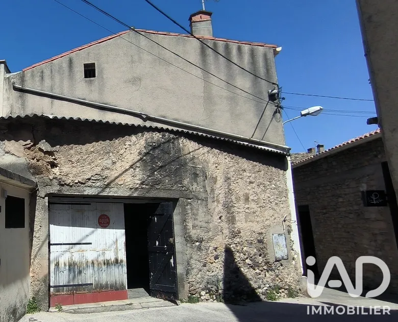 Parking 40 m² · à Clermont-l'Hérault · 40 m² · 25 000 €
