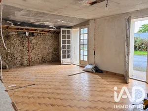 Grange à Saint-Avaugourd-des-Landes (85540)