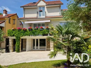 Maison de ville à Chatou (78400)