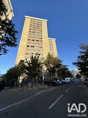 Apartment in Épinay-sur-Seine (93800)