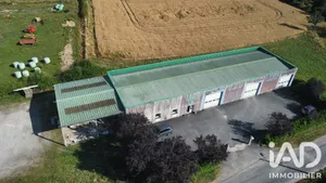 Hangar à Lucenay-lès-Aix (58380)