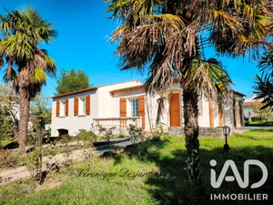House in Saintes (17100)