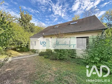 House in Fontaine-le-Port (77590)