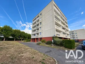 Appartement à Pontault-Combault (77340)