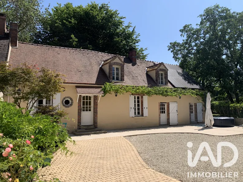 Maison 4 pièces 112 m² · à Dixmont · 112 m² · 228 900 €