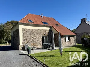 Maison à Cerisy-la-Salle (50210)