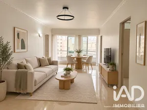 Apartment in Paris (75012)