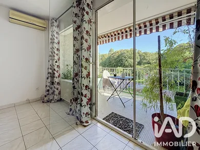 Apartment in Grenoble (38100)