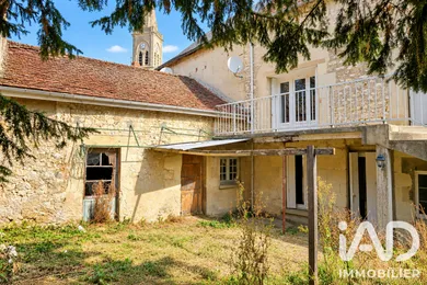 Building in Pleumartin (86450)