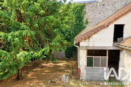 Building in Pleumartin (86450)