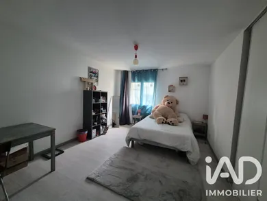 Townhouse in Saâcy-sur-Marne (77730)