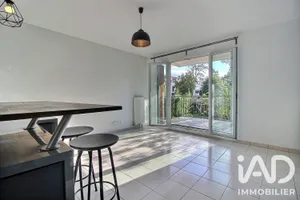 Apartment in L'Isle-Adam (95290)