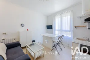 Studio à Neuville-sur-Oise (95000)