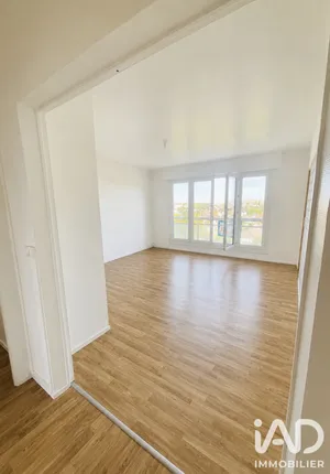 Apartment in Aulnay-sous-Bois (93600)