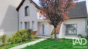 Maison traditionnelle à L'Haÿ-les-Roses (94240)