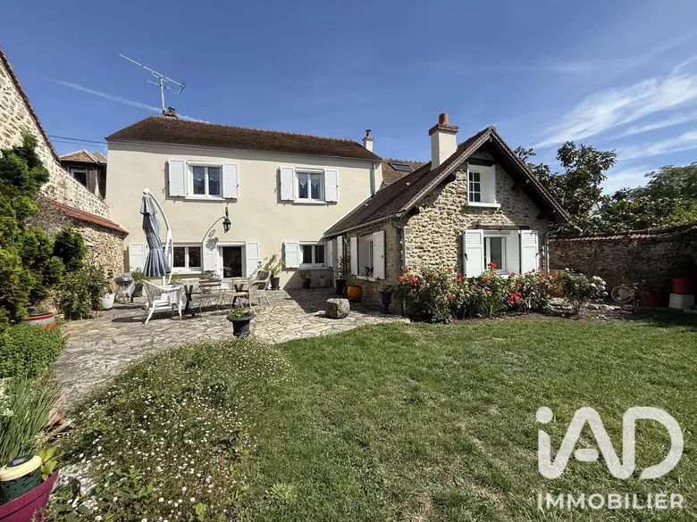 Maison 5 pièces 170 m² · à Vaux-le-Pénil · 170 m² · 449 000 €
