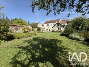 Townhouse in Vaux-le-Pénil (77000)
