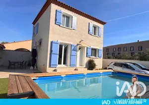 Maison à Saint-Gilles (30800)