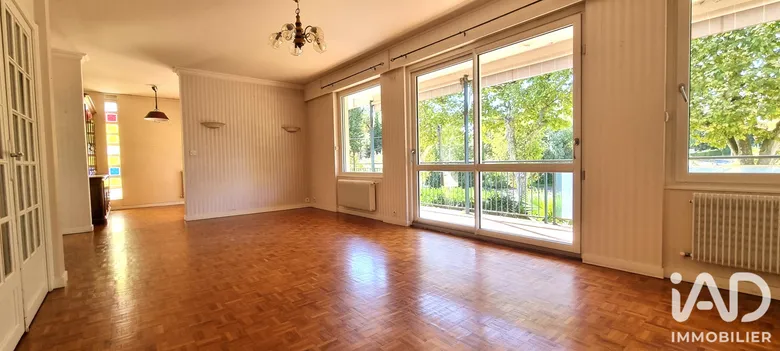 Appartement 5 pièces 118 m² · à Mâcon · 118 m² · 185 000 €