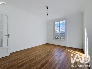 Apartment in Asnières-sur-Seine (92600)