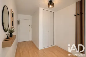 Apartment in Orsay (91400)