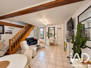 Townhouse in Villedieu-les-Poêles (50800)