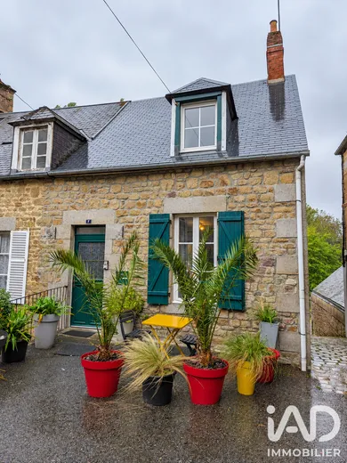 Maison de ville à Villedieu-les-Poêles (50800)