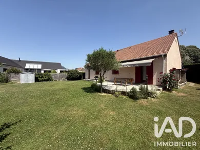 Pavillon à Le Vaudreuil (27100)