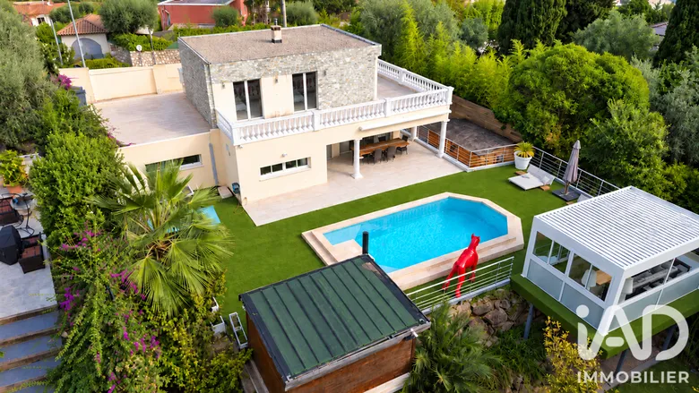 Maison 7 pièces 240 m² · à Vence · 240 m² · 1 365 000 €